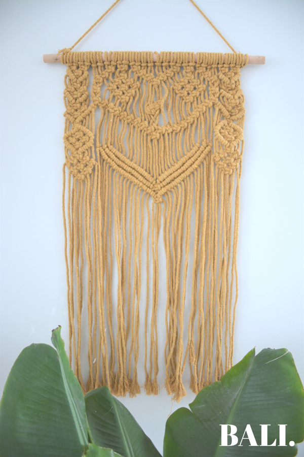 Macramé - oker geel (33x64)