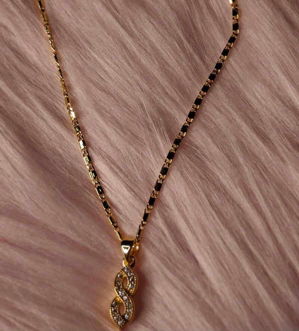 COLLIER INFINIE EN ACIER INOXYDABLES