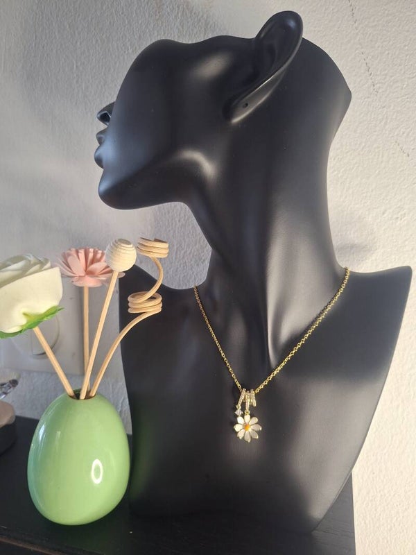 COLLIER FLEURIA BLANC EN ACIER INOXYDABLES