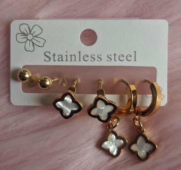 BOUCLES D'OREILLES AISHA BLANC NACRÉ