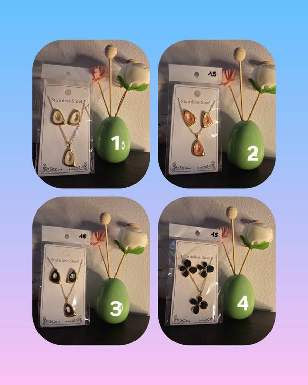 PARURE  COLLIER ET BOUCLES D'OREILLES
