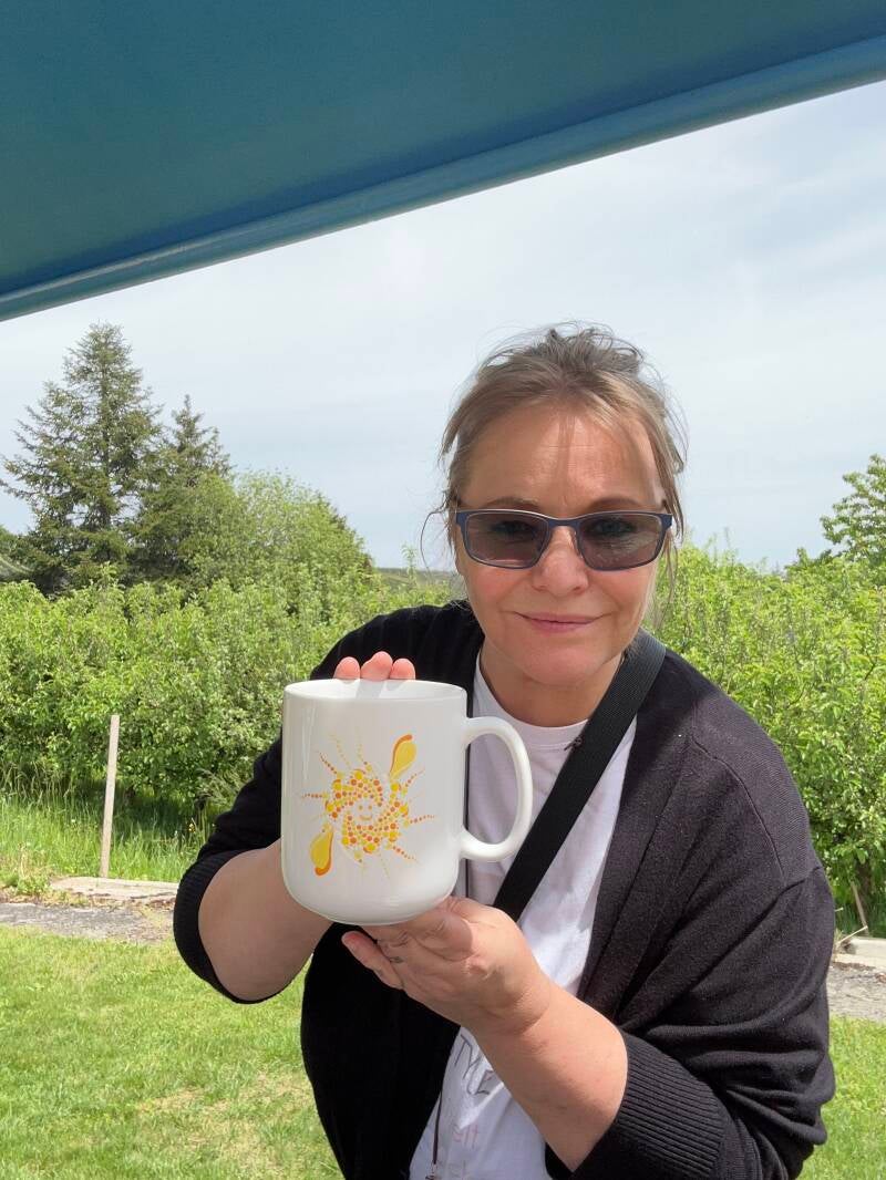 HAPPY SUNNY GOOD VIBES