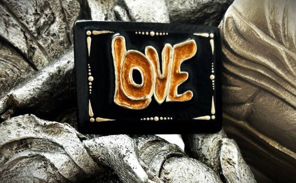 LOVE - SHIELD -golden moments