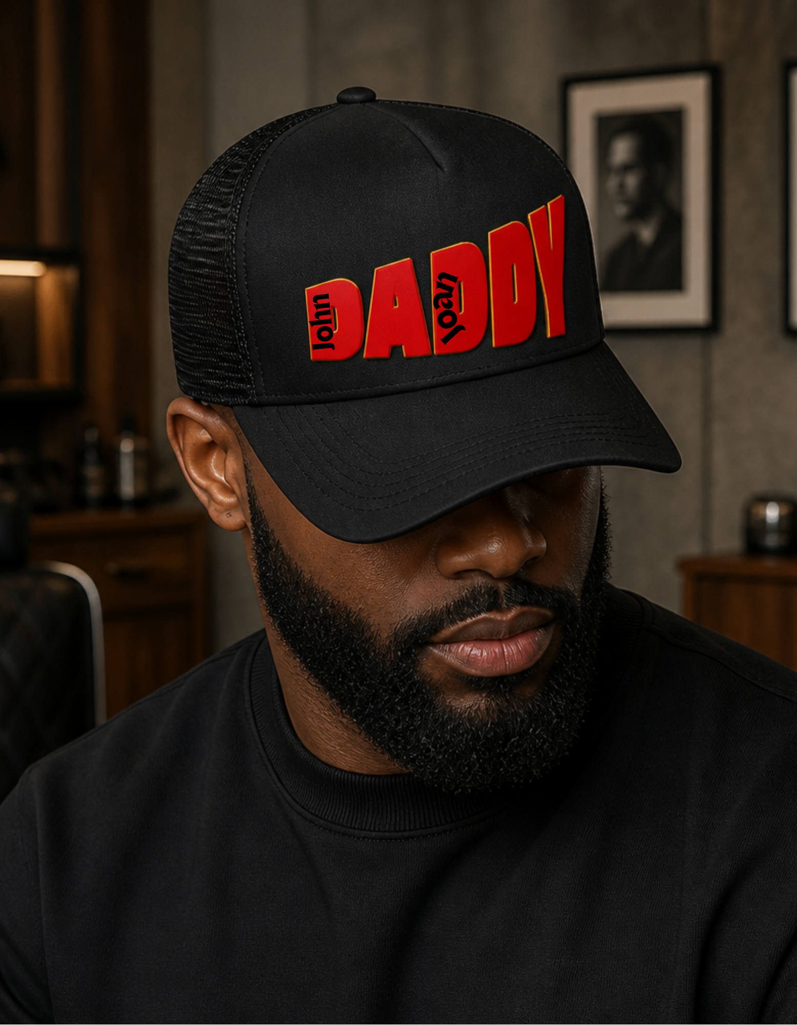 Casquette personnalisée DADDY, DAD ou PAPA avec prénoms des enfants, disponible en noir, marron, bleu royal, jaune et orange. Cadeau unique et tendance pour papa.