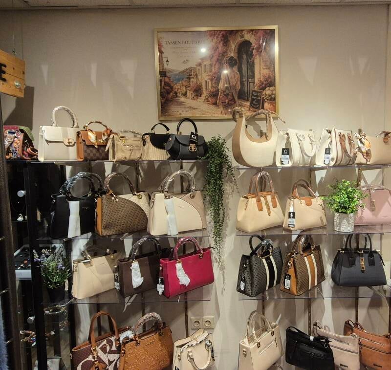 Gallantry Paris Collectie