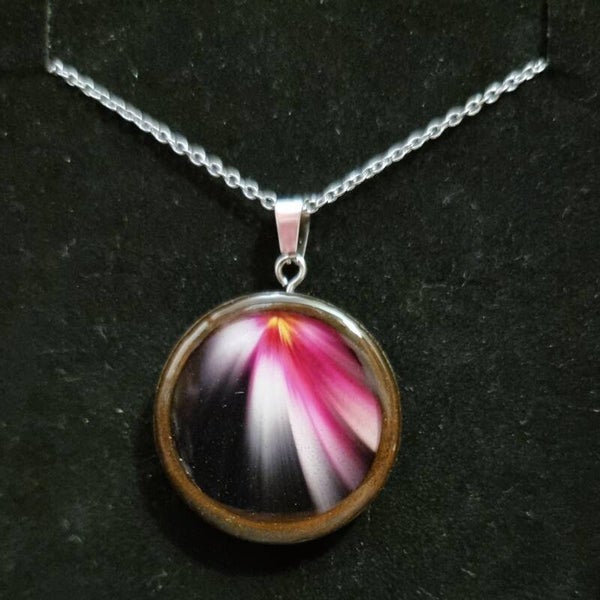 Photography pendant: Water Lily