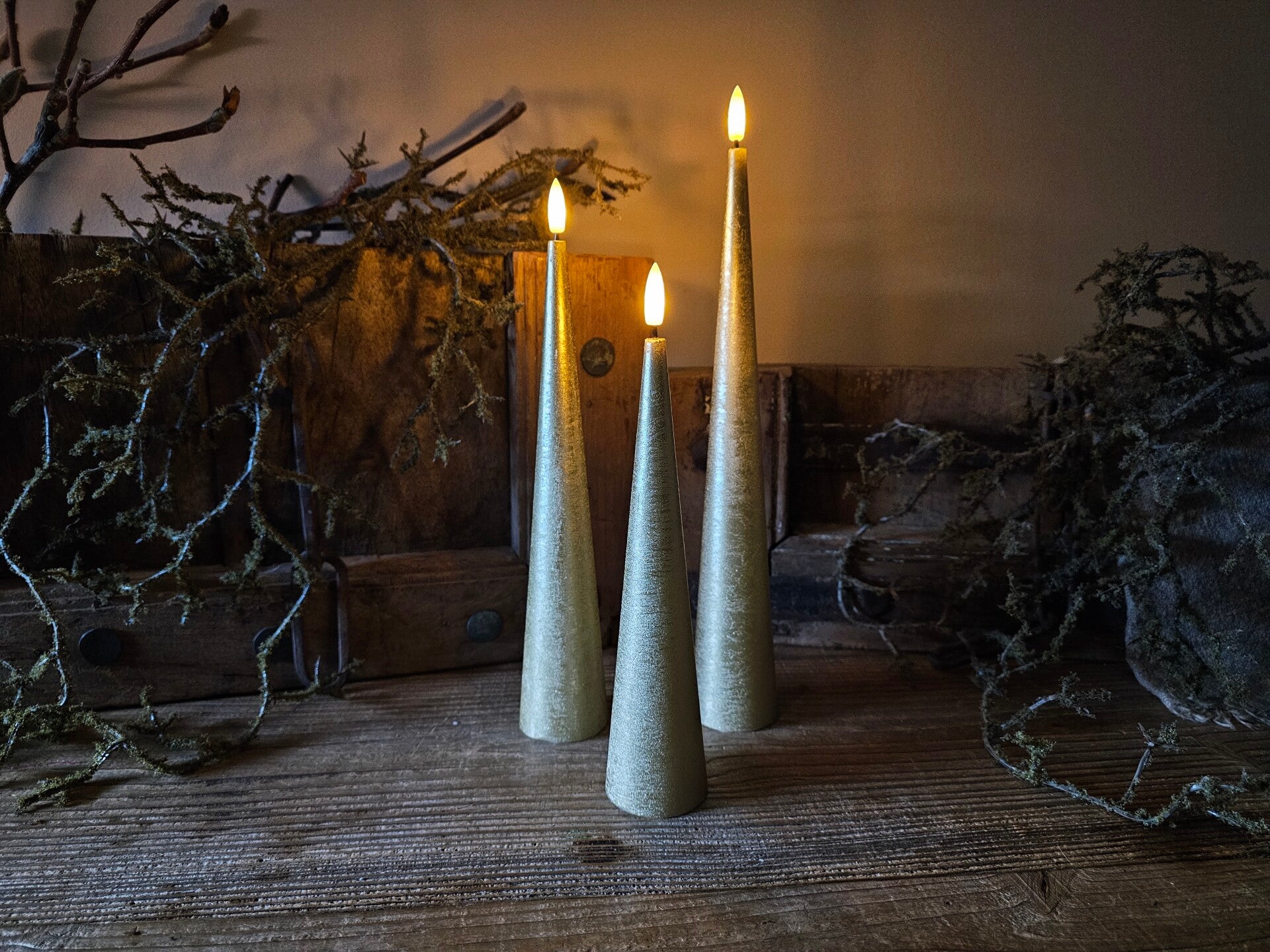 Led kaars kegel goud - set van 3