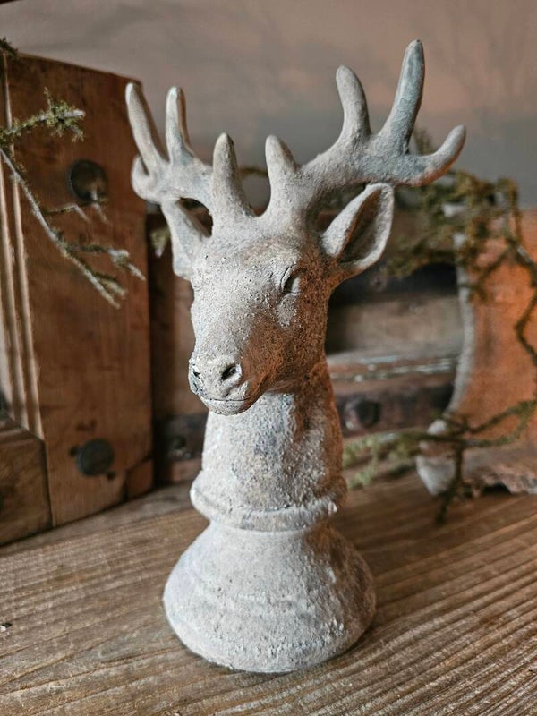 Ornament Rendier op voet