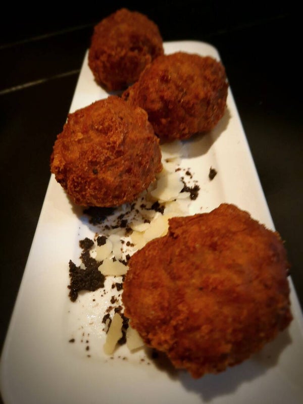 Parmezaanse kaas/truffel 8 stuks