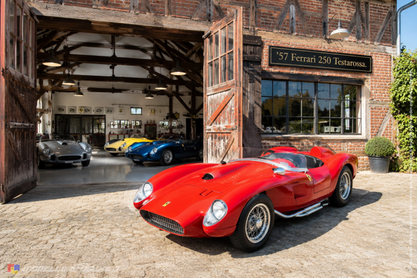 1:18 Spare Parts - Bburago - 1957 Ferrari 250 Testa Rossa Red