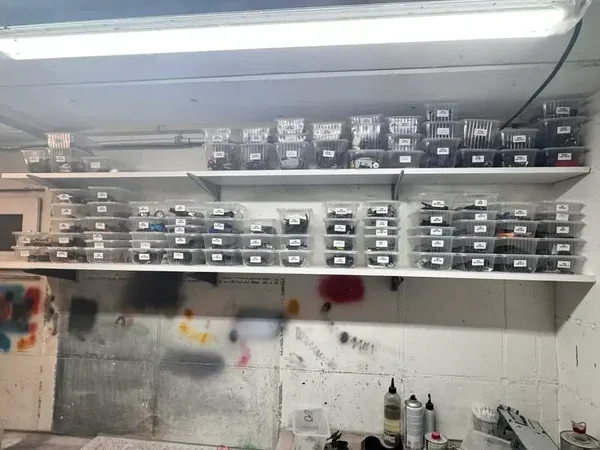 Kompletter Lagerbestand Ersatzteile (ca. 40.000 - 50.000 Teile)