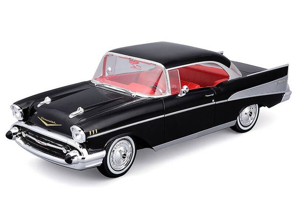 1:18 Maisto - 1957 Chevrolet Bel Air Coupe Black