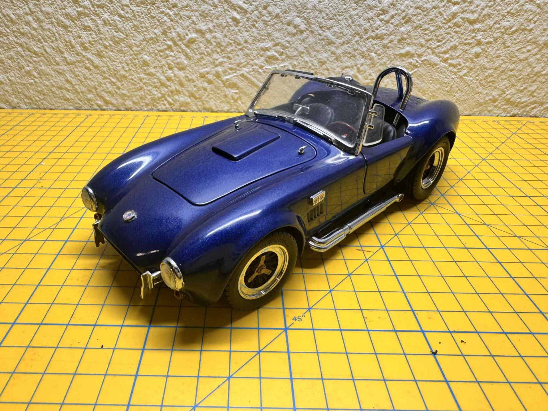 1:18 - Kyosho - 1962 Shelby Cobra Blue