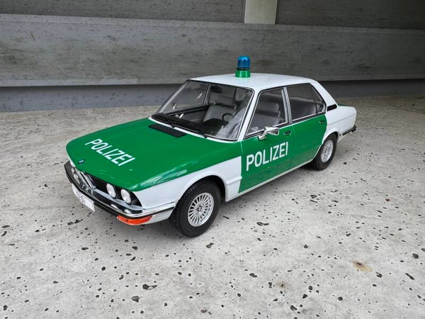 1:18 MCG - 1973 BMW E12 *Polizei Umbau Streifenwagen*