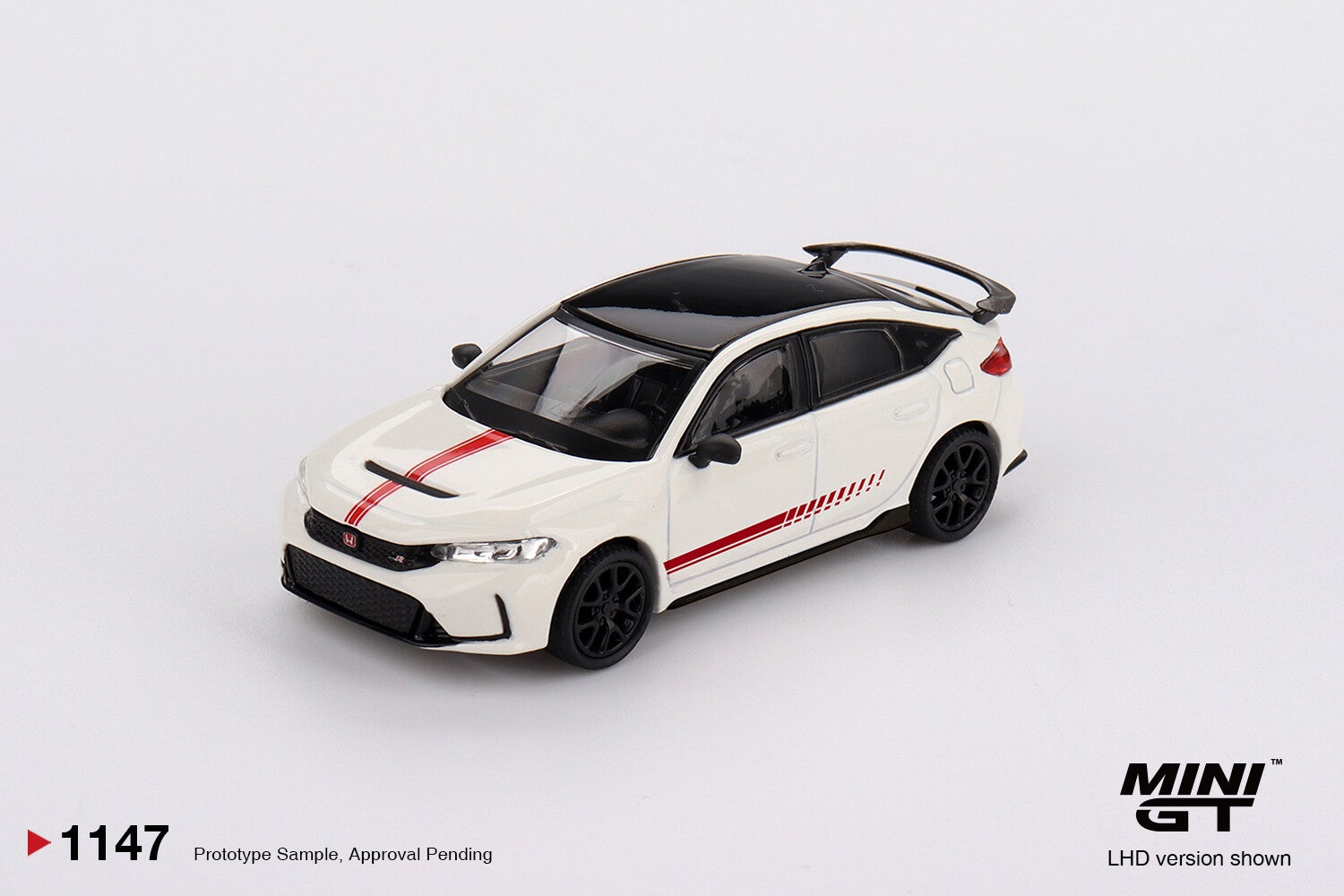 1:64 Mini GT - 2025 Honda Civic (FL-5) TYPE R Ultimate Edition, white