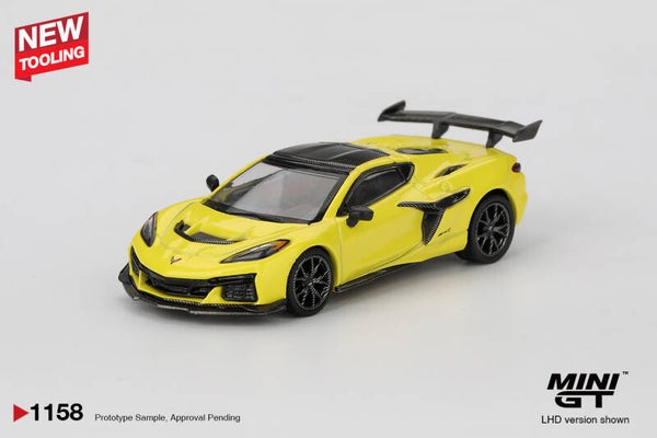 1:64 Mini GT - 2025 Chevrolet Corvette C8 ZR1, accelerate yellow