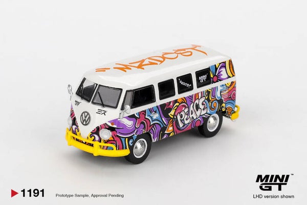 1:64 Mini GT - 1967 Volkswagen T1 Micro Bus, Mizu design