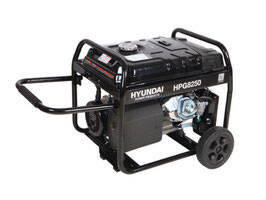 HYUNDAI HPG8250 HEAVY DUTY BENZINE GENERATOR €4895 naar €4499