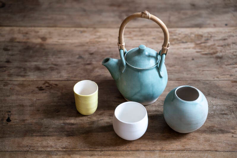 Théière émaillée verte