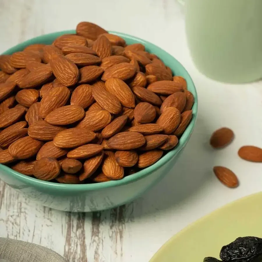 Geröstete, ungesalzene Mandeln 500 g