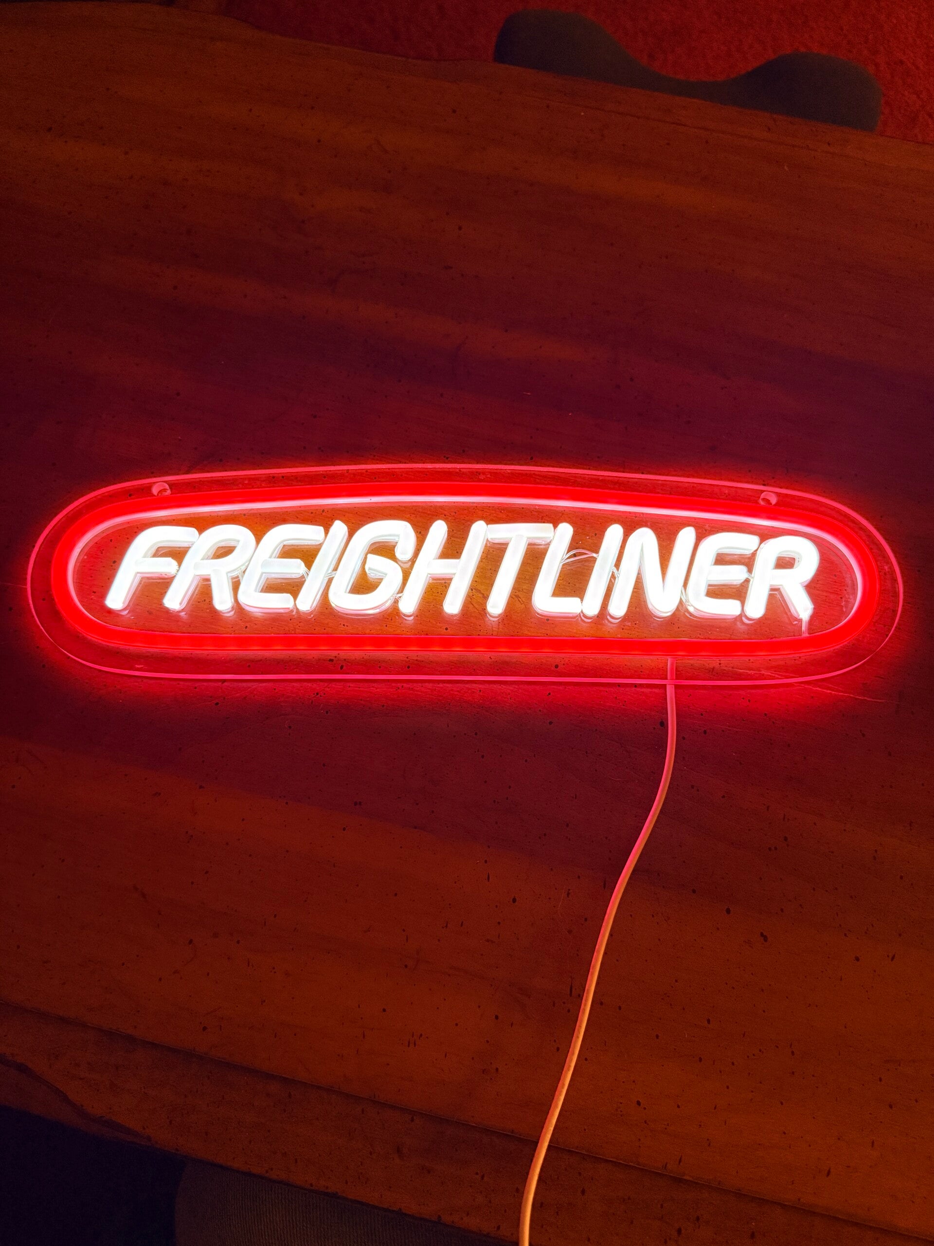 Freightliner neon/led sign