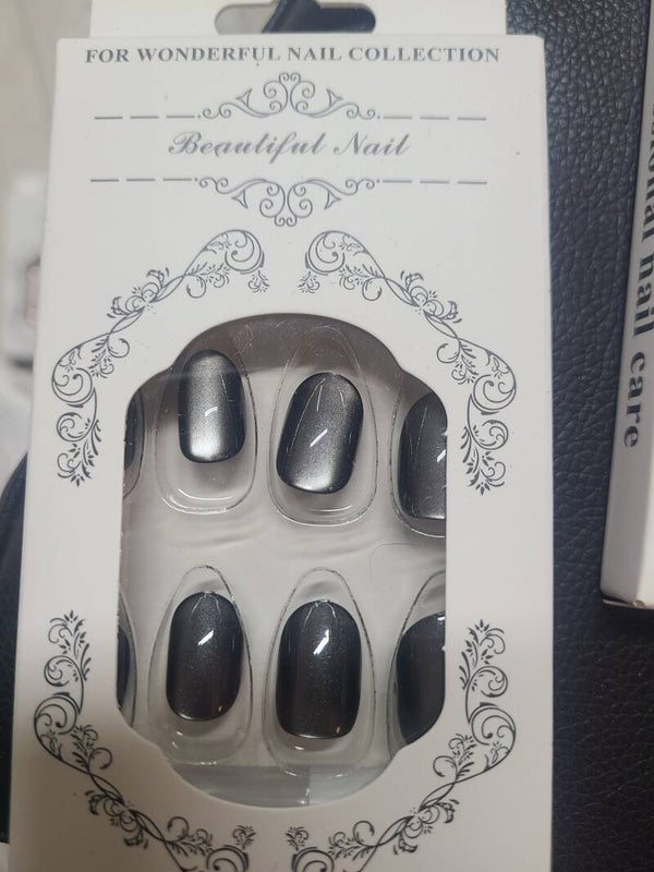 Black Cat's Eye Short Almond Shape