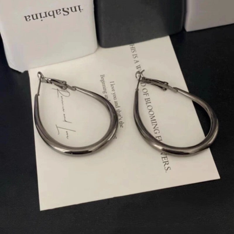 Gun Black Alloy Teardrop Shaped Earrings