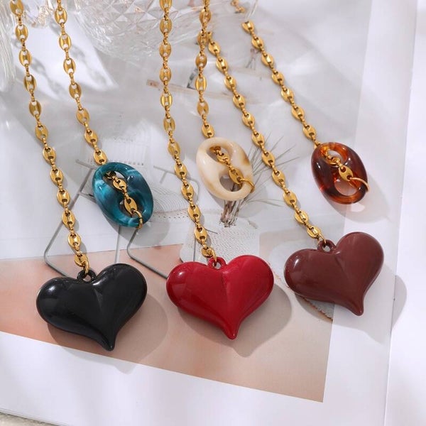 Resin Heart-Shaped Pig Nose Titanium Steel Chain Necklace