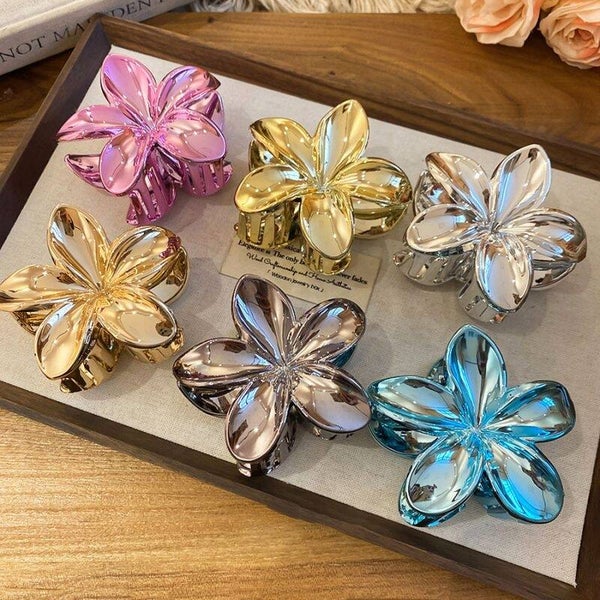 Grip - Gray Acrylic Flower Claw Clip