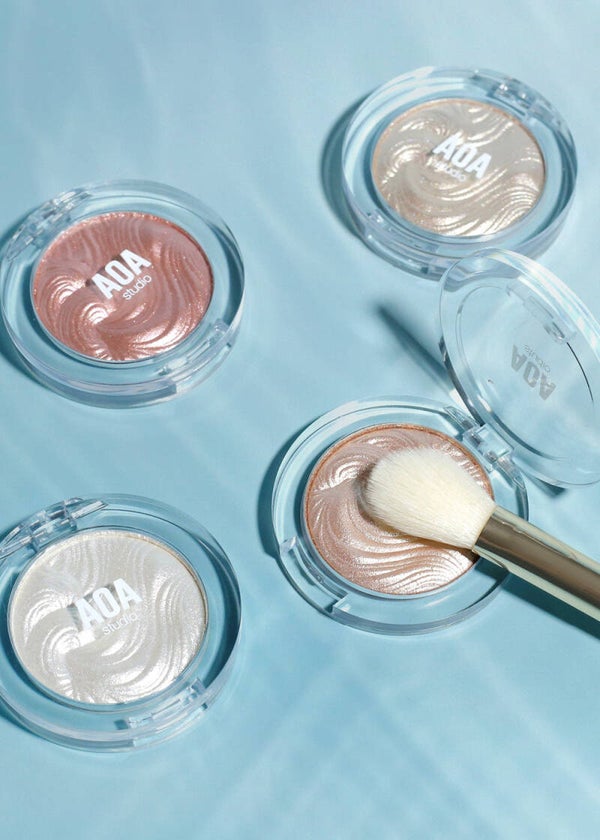 AOA The Illume Collection Shimmery Highlighter