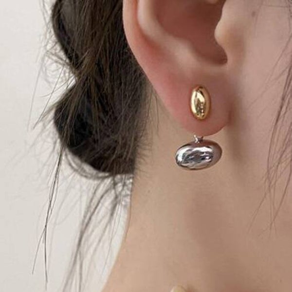 Fashion Gold and Silver Metal Oval Peas Earrings