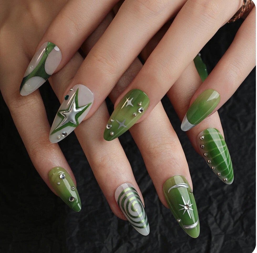3D green smudged y2k short almonds press-on nails