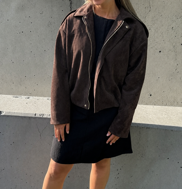 Cropped Jasje – Bruine Suède Look