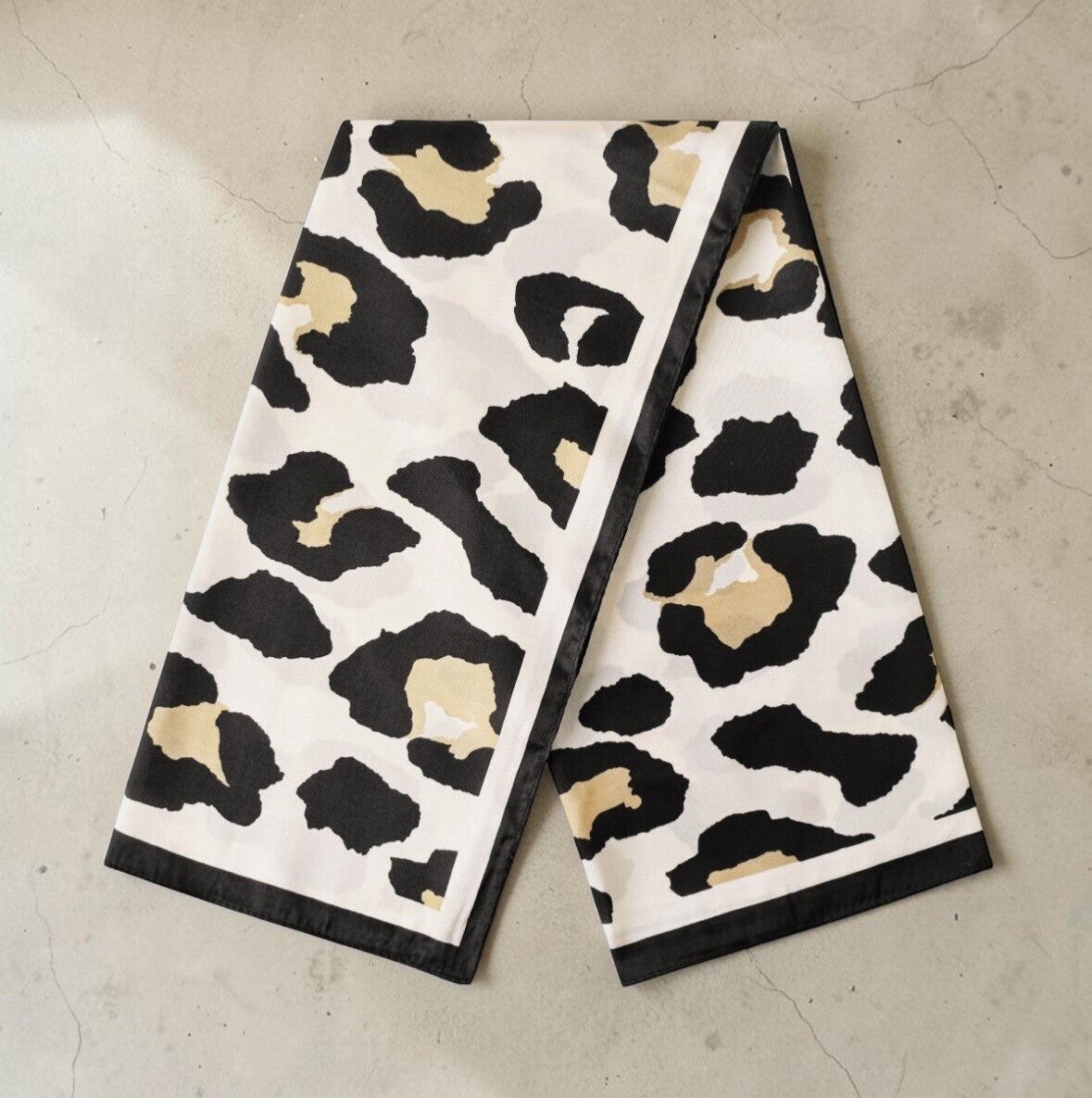 Trendy Leopard Polyester Sjaal – Stijlvol & Tijdloos