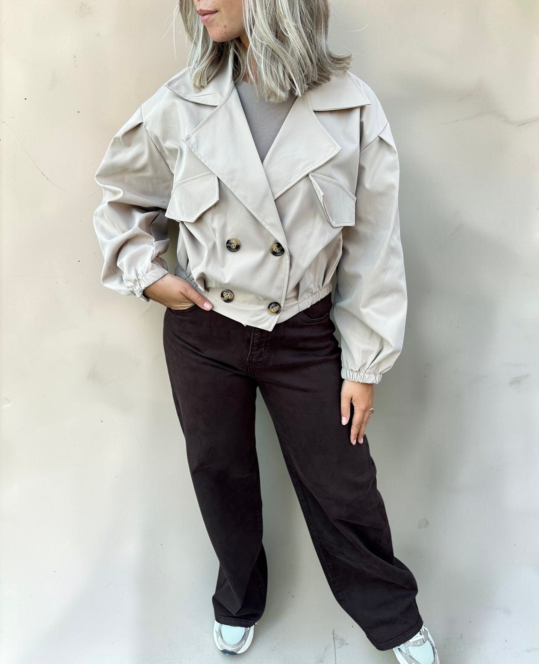 Belle Cropped Jacket – Beige