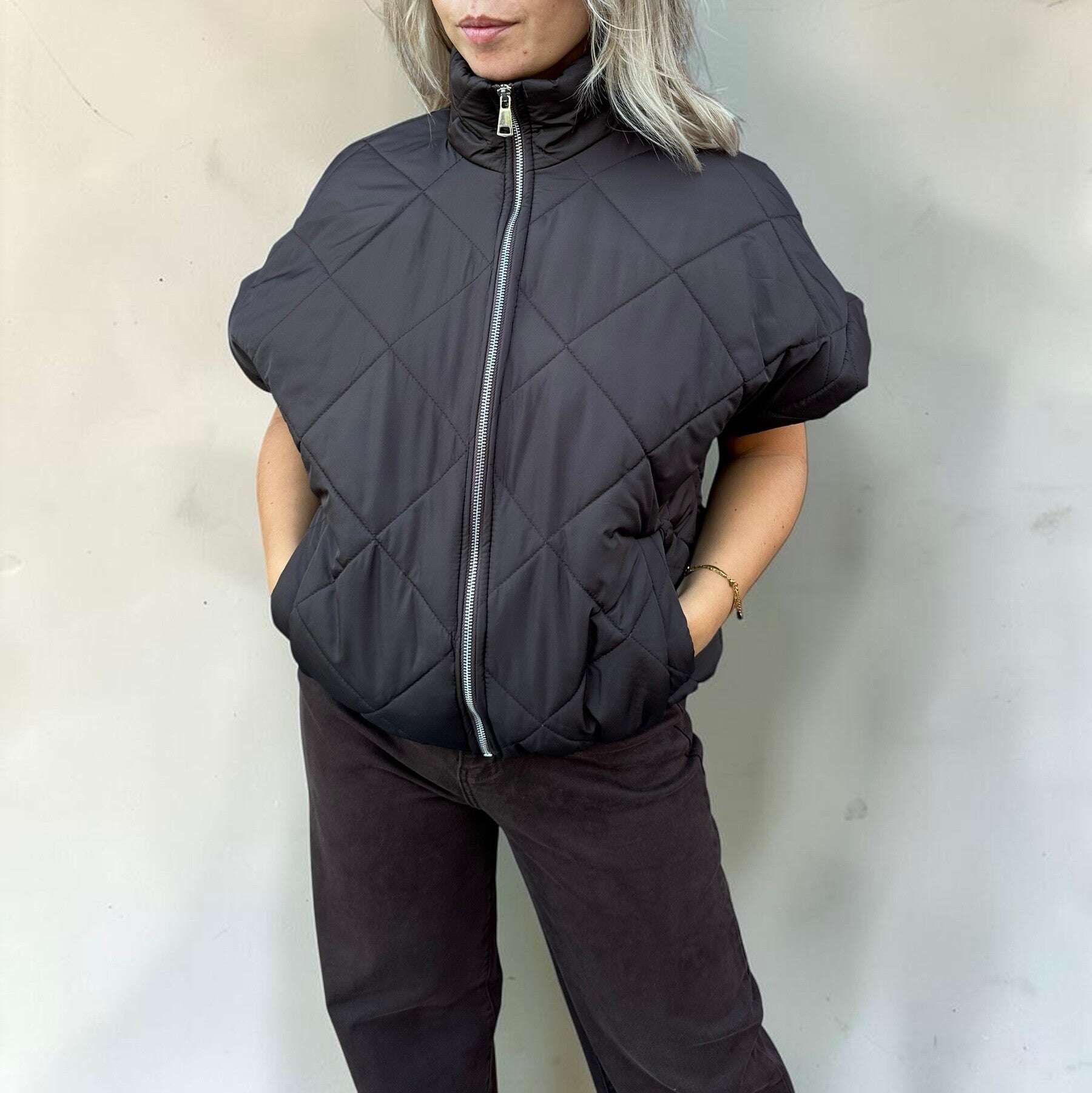 Oversized Bodywarmer Donkerbruin