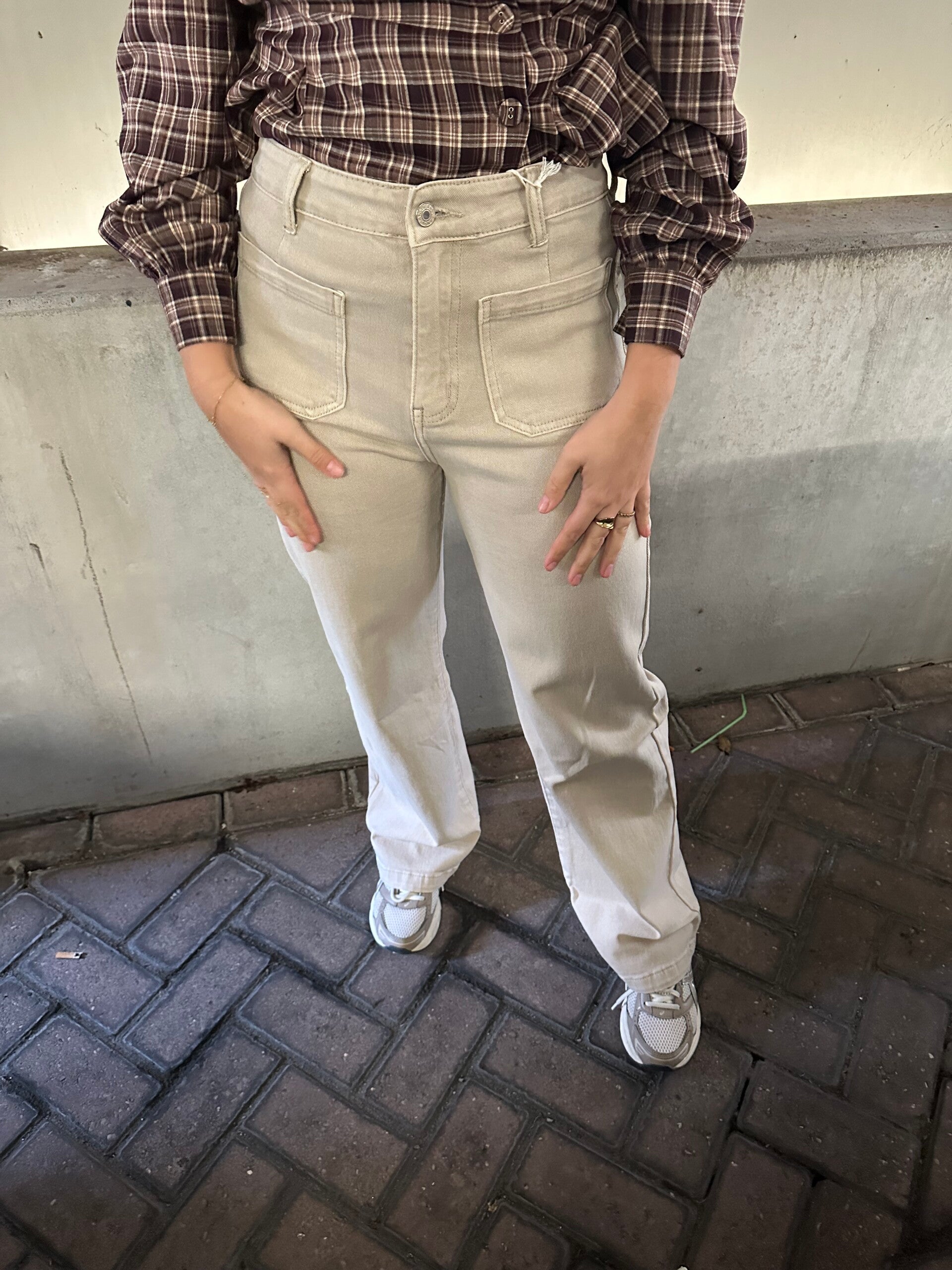 LOUISE | Wide leg jeans beige