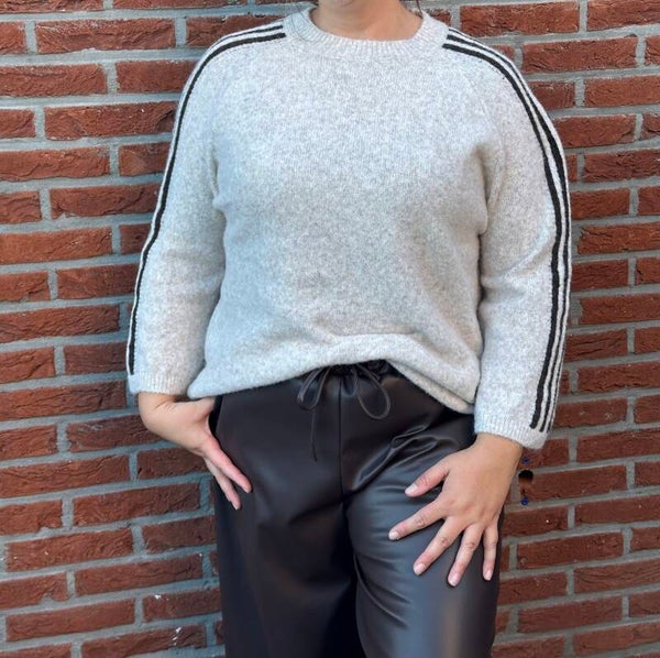 ISABELLE – Alpaca Stripe Sweater Beige