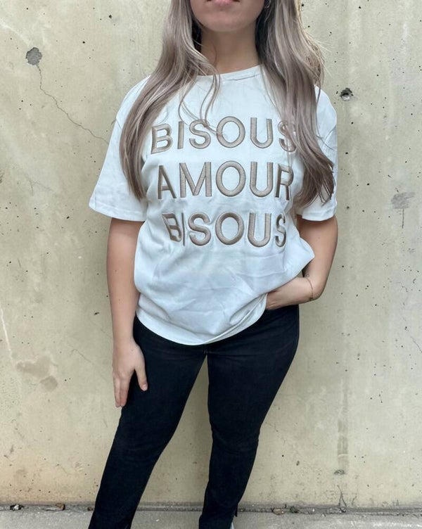 Chique T-shirt met beige opdruk