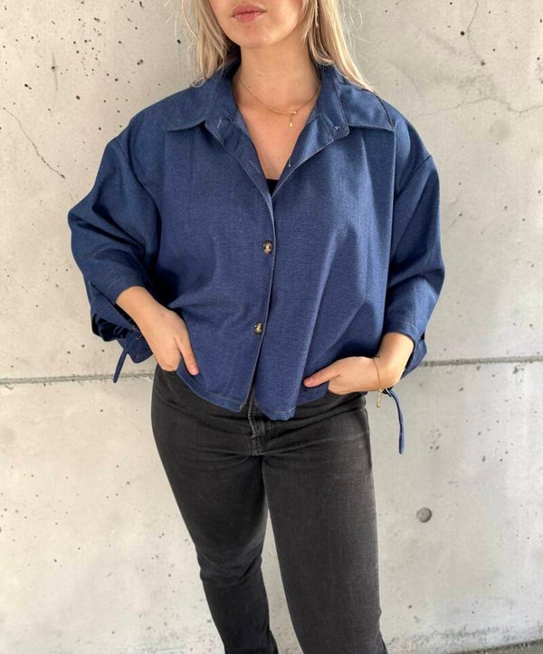 Cropped jasje in donkere spijkerlook