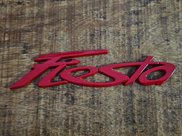Fiesta MK7 achterklep embleem rood