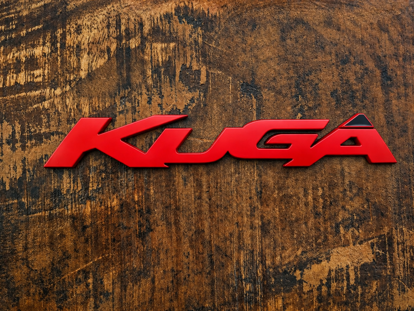 Kuga MK1/2 achterklep embleem rood