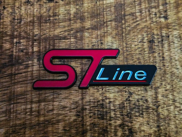 ST-line rood/zwart grill embleem