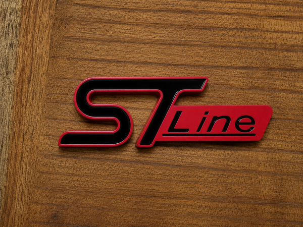 ST-line rood/zwart grill embleem