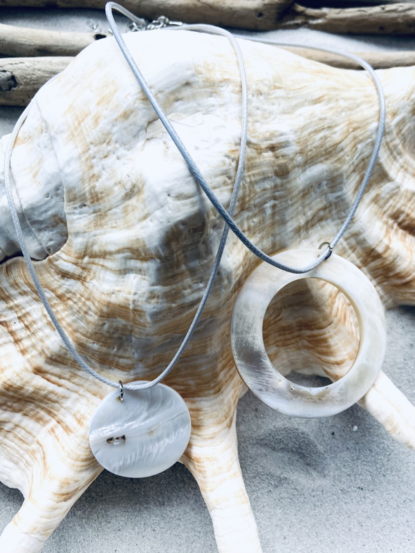 Surfers Shell Eye Catchers (SUN-343)