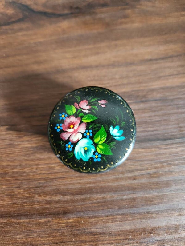 Small decorative trinket box
