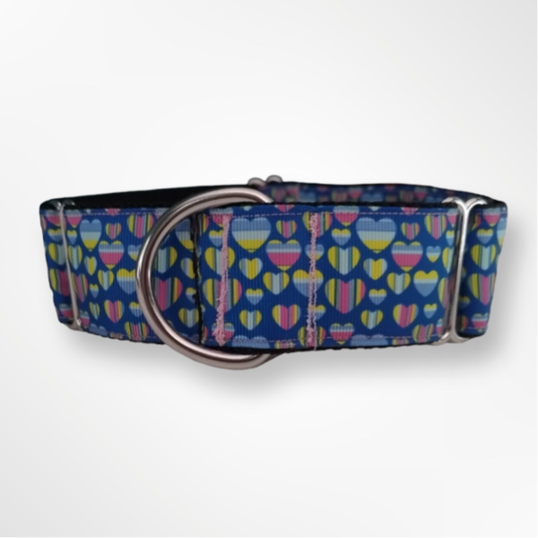 Martingale - Flag Hearts - 4cm wide