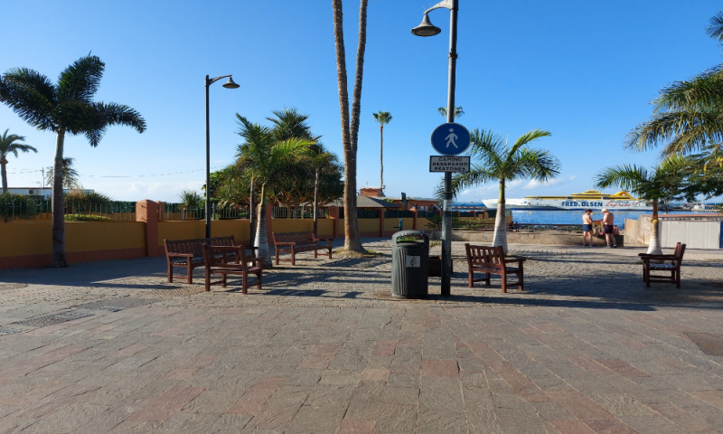 zon zee strand los cristianos