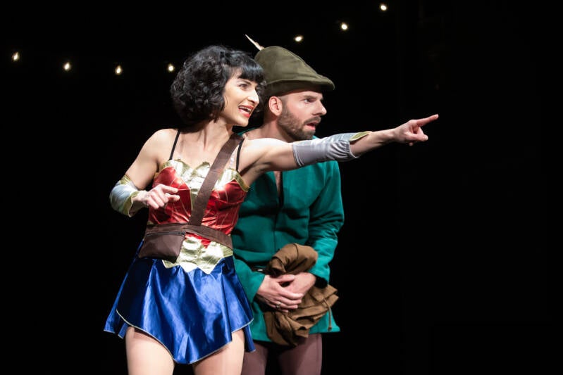 Yvonne Schäfer Bühnenbild Kostümbild Installation Theater Szenografie Bühnenbildnerin Kostümbildnerin Künstlerin Objektkunst Illustration Illustratorin