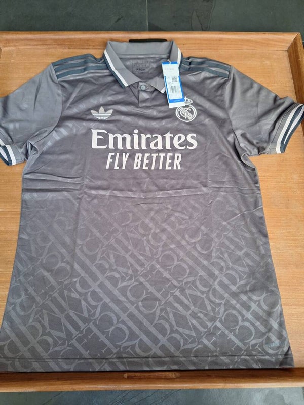 Real Madrid 2024-25 third shirt - BNWT - Size medium/large